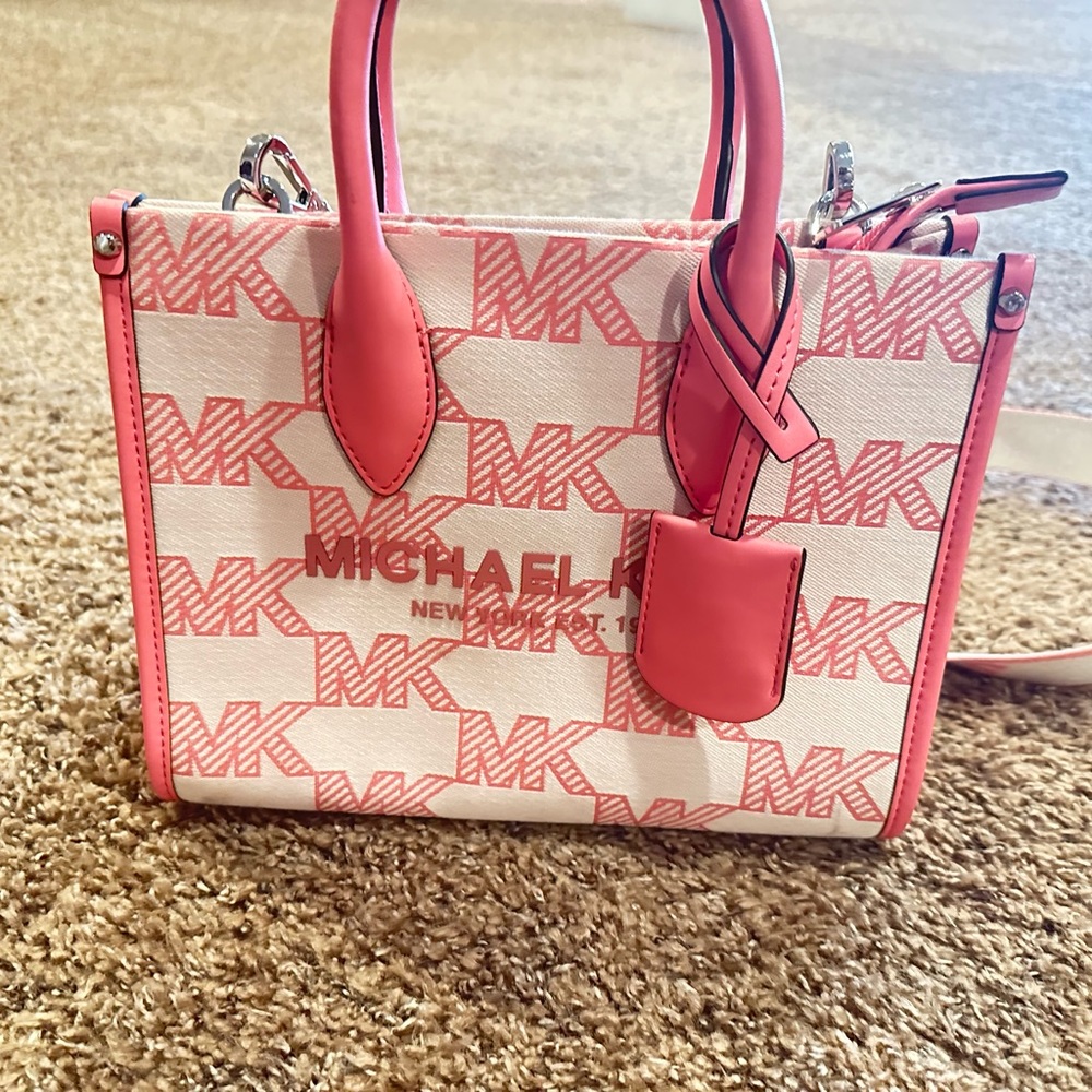 Michael Kors purse